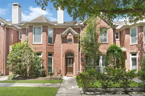 711 W Heights Hollow Ln, Houston, TX 77007