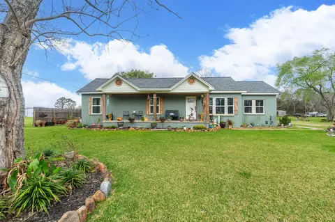 2930 W Shane St, Alvin, TX 77511