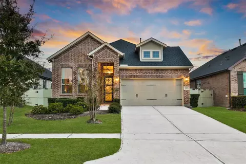 10235 Bayou Oaks Dr, Conroe, TX 77385