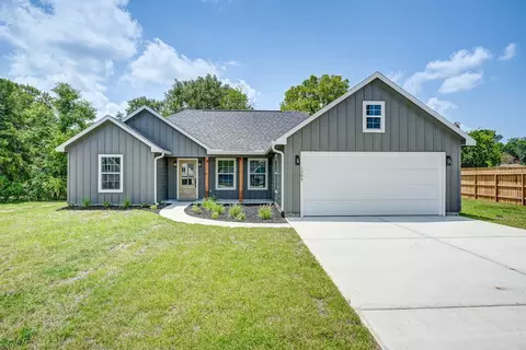 1204 Ada St, New Waverly, TX 77358