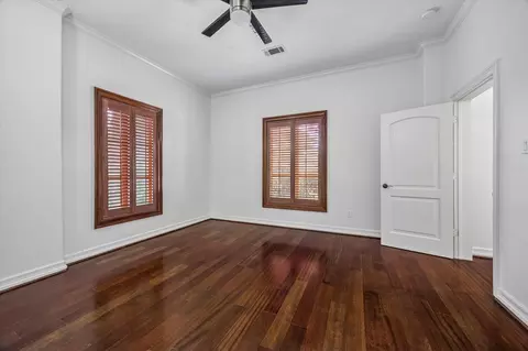 Bedroom - 8448 Westview Dr, Houston, TX 77055 photo 2 of 4