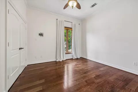 Bedroom - 8448 Westview Dr, Houston, TX 77055 photo 4 of 4