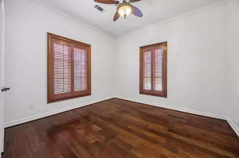 Bedroom - 8448 Westview Dr, Houston, TX 77055 photo 3 of 4