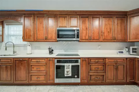 Kitchen - 25910 Maplewood Dr, Spring, TX 77386 photo 3 of 6
