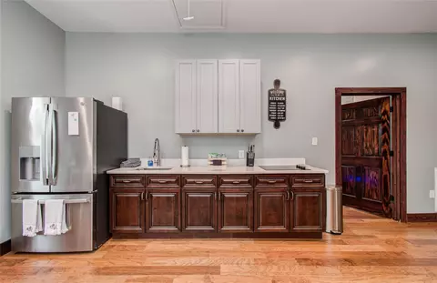 Kitchen - 25910 Maplewood Dr, Spring, TX 77386 photo 6 of 6