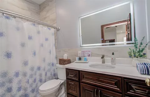 Bath - 25910 Maplewood Dr, Spring, TX 77386 photo 11 of 11