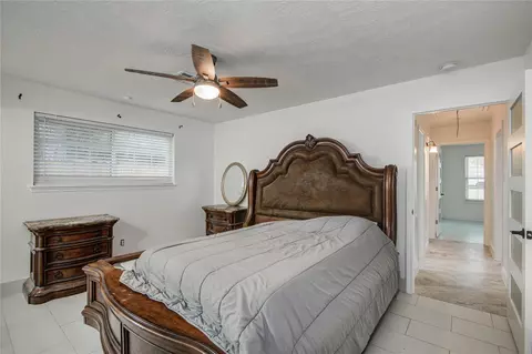 Bedroom - 25910 Maplewood Dr, Spring, TX 77386 photo 9 of 11