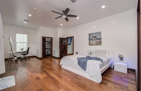 Bedroom - 25910 Maplewood Dr, Spring, TX 77386 photo 10 of 11