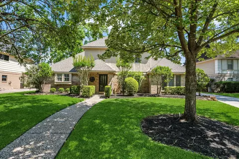 6415 Wimbledon Villas Dr, Spring, TX 77379