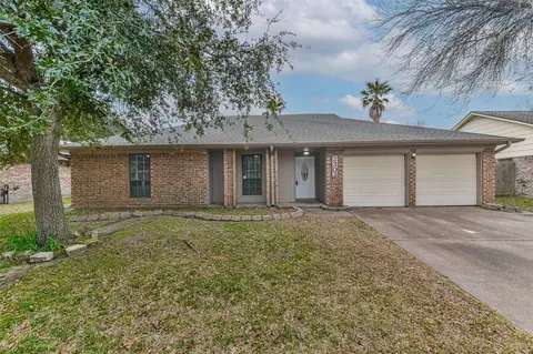 2302 E Clare St, Deer Park, TX 77536