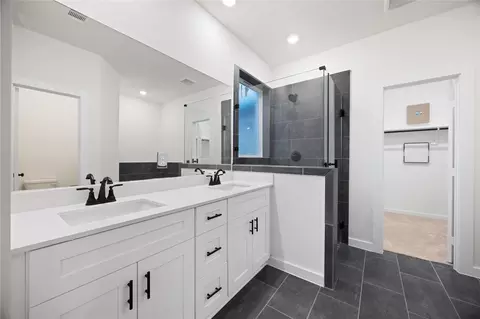 Bath - 3406 Windmill Palm Dr, Manvel, TX 77578 photo 5 of 6