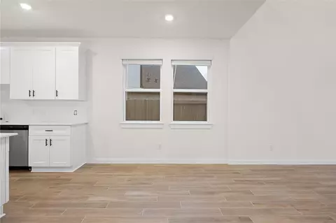 Living - 3406 Windmill Palm Dr, Manvel, TX 77578 photo 4 of 4