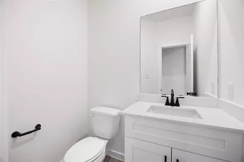 Bath - 3406 Windmill Palm Dr, Manvel, TX 77578 photo 6 of 6