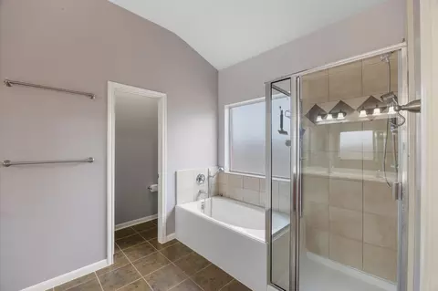 Bath - 24538 Fort Settlement Dr, Spring, TX 77373 photo 3 of 3
