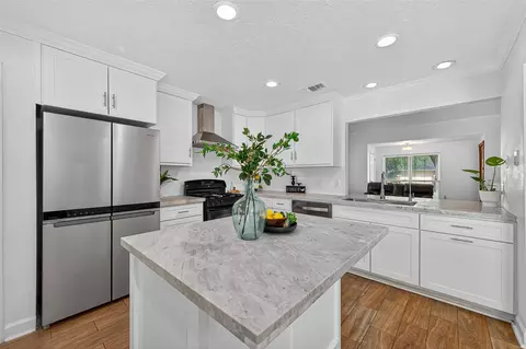 5323 Windsong Trl, Houston, TX 77084
