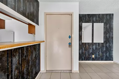 10110 Forum West Dr #422, Houston, TX 77036