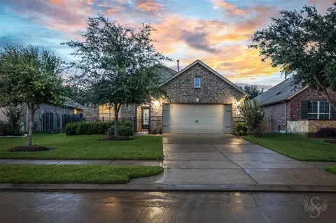 3807 Keatings Lagoon Ct, Katy, TX 77494