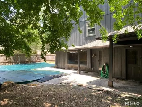 Exterior - 8102 Lichen Ln, Spring, TX 77379 photo 7 of 9