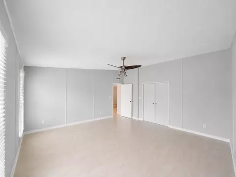 Bedroom - 17709 Pine View Dr, Conroe, TX 77302 photo 6 of 6