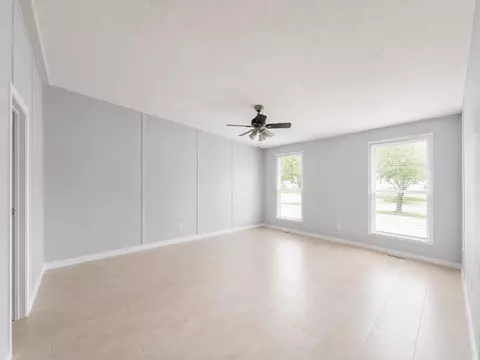 Living - 17709 Pine View Dr, Conroe, TX 77302 photo 1 of 9