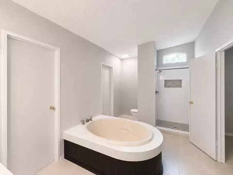 Bath - 17709 Pine View Dr, Conroe, TX 77302 photo 2 of 4