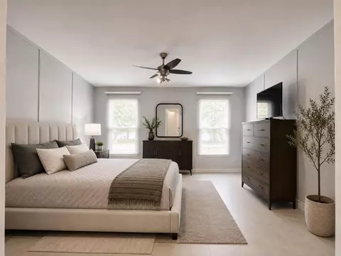 Bedroom - 17709 Pine View Dr, Conroe, TX 77302 photo 5 of 6