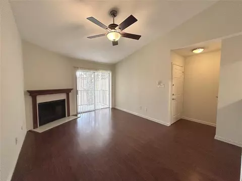 2120 El Paseo St #620, Houston, TX 77054