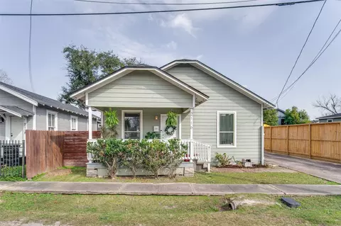 2116 Carter St, Houston, TX 77008