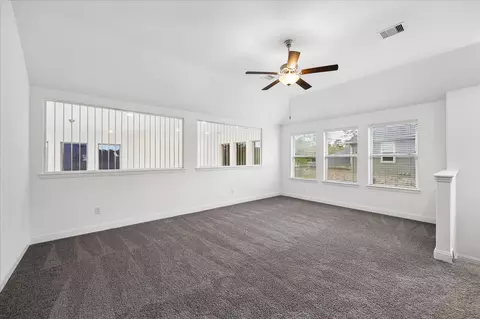 Living - 504 Sage Timbers Ln, Pinehurst, TX 77362 photo 5 of 5