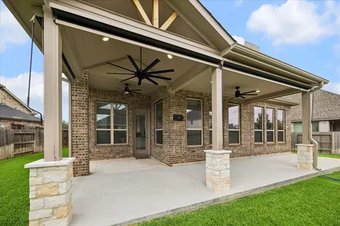 Exterior - 504 Sage Timbers Ln, Pinehurst, TX 77362 photo 4 of 4