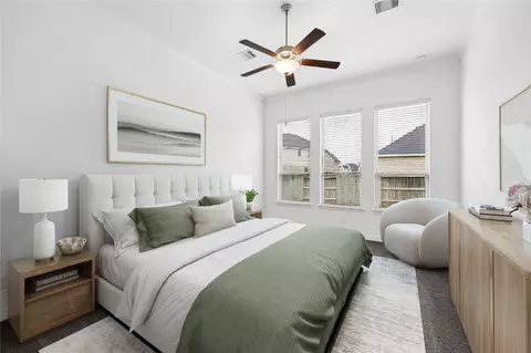 Bedroom - 504 Sage Timbers Ln, Pinehurst, TX 77362 photo 1 of 6