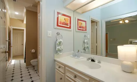 Bath - 15923 Harwick Dr, Spring, TX 77379 photo 5 of 7