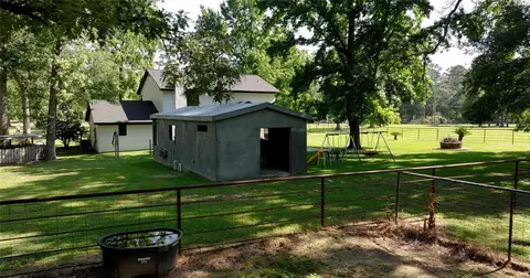 Exterior - 11291 Darby-2 Loop # -2, Conroe, TX 77385 photo 8 of 10