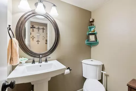 Bath - 11291 Darby Loop # -3, Conroe, TX 77385 photo 1 of 7