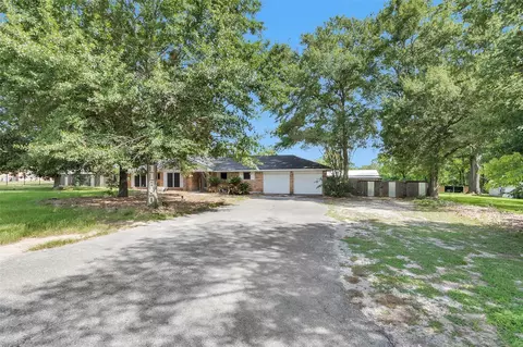 11580 Calfee Rd, Conroe, TX 77304