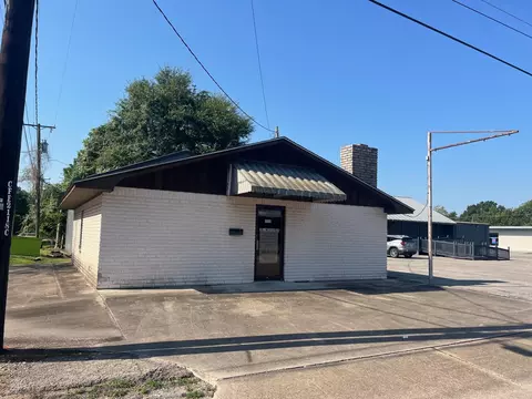 1712 Matthews St, Bay City, TX 77414