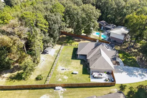 View/Area - 17102 Leon Ct, Splendora, TX 77372 photo 1 of 5