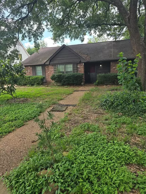 4410 Belle Glade Dr, Houston, TX 77018