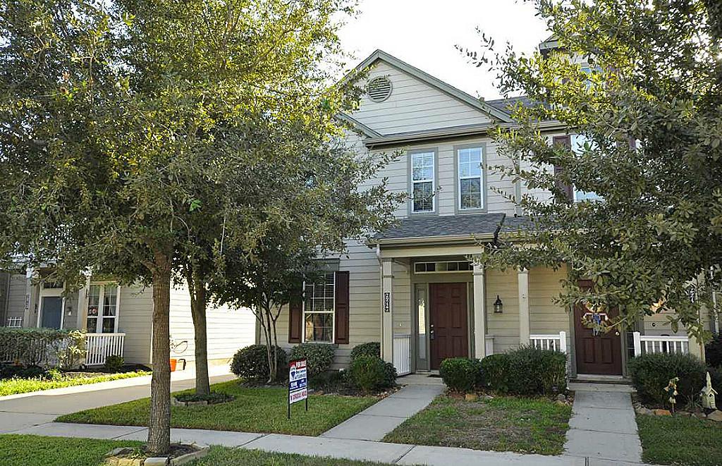 29727 Sullivan Oaks Dr, Spring, TX 77386 photo 1