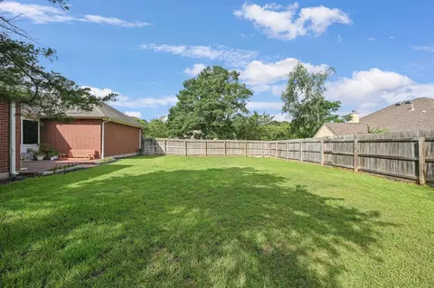 Exterior - 2700 Hickory Ct, Bryan, TX 77808 photo 4 of 5