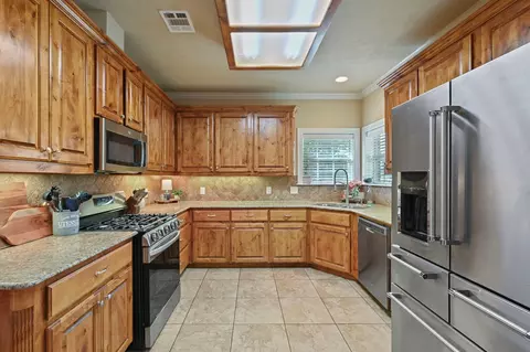 Kitchen - 2700 Hickory Ct, Bryan, TX 77808 photo 2 of 2