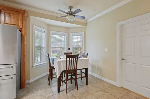 Dining - 2700 Hickory Ct, Bryan, TX 77808 photo 2 of 2