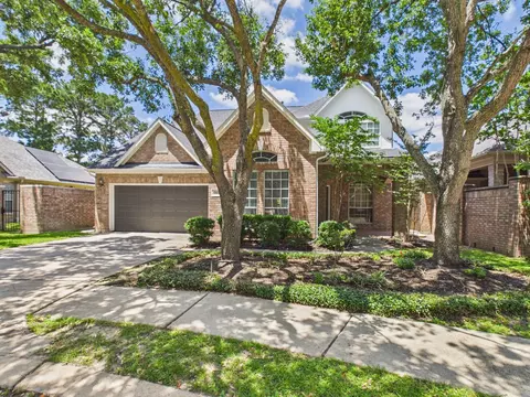 5407 Lake Place Dr, Houston, TX 77041