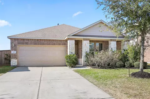 2225 Windy Sail Dr, Texas City, TX 77591