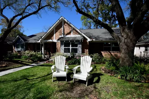 6230 Queensloch Dr, Houston, TX 77096
