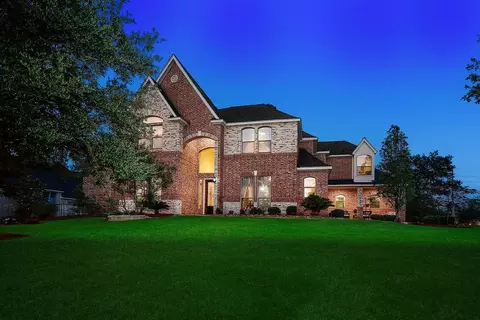 7916 Wooded Way Dr, Spring, TX 77389