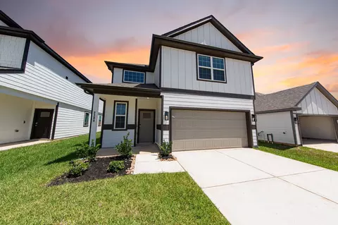 Exterior - 2308 Pipefish Dr, Conroe, TX 77384 photo 2 of 5