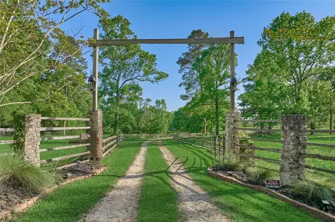 23004 Landrum Village Dr # -2, Montgomery, TX 77316