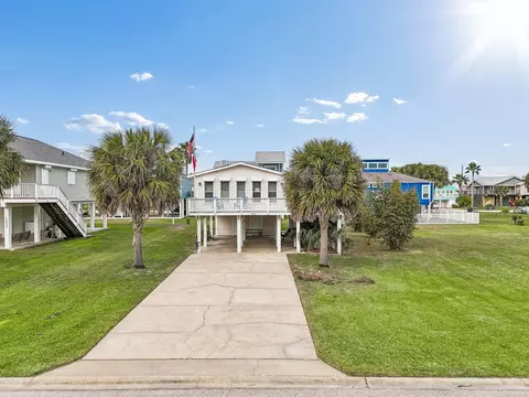 13626 Pirates Beach Blvd, Galveston, TX 77554