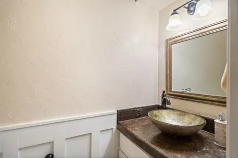 Bath - 600 Hampton Hall Ln, Conroe, TX 77302 photo 1 of 3